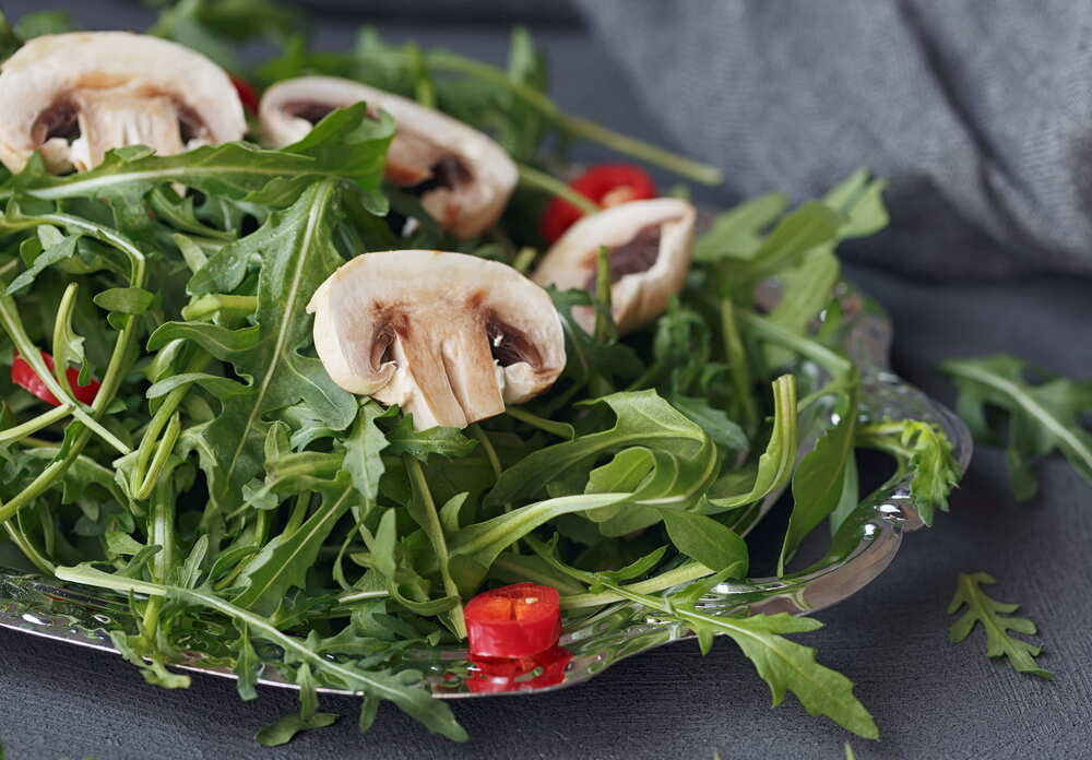 Ricetta Insalata di funghi e rughetta (Insalatone) [VeganHome]